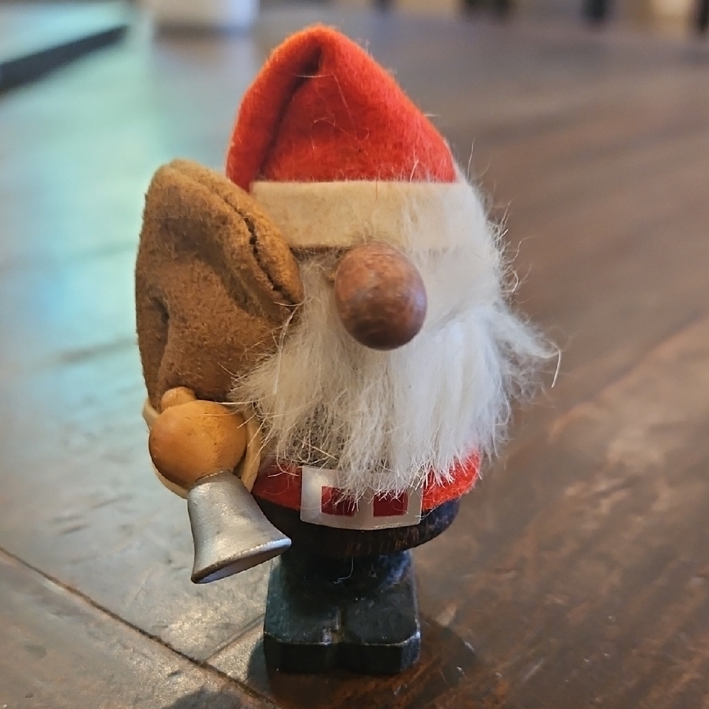 Vintage Goula Wooden Santa Figurine With His Bell Made In Spain ~ Like New!
